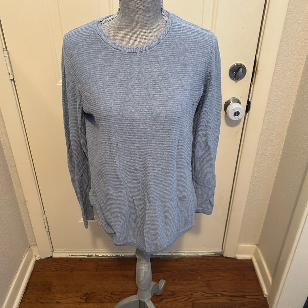 Eight Eight Eight Heather Gray Long Sleeve Top
